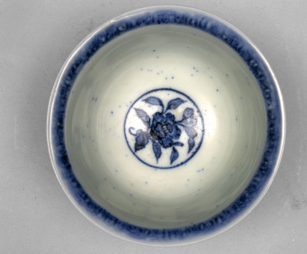 图片[2]-Blue and white glossy ganoderma bowl-China Archive